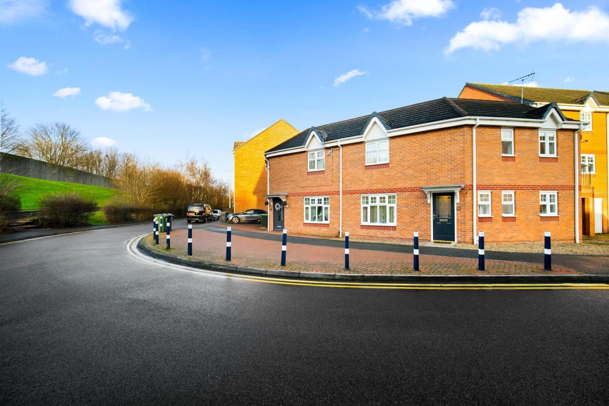 Harmony House 3 Bedroom New Build For Families, Contractors, Black Country Museum Sleeps 6 Tipton Eksteriør billede