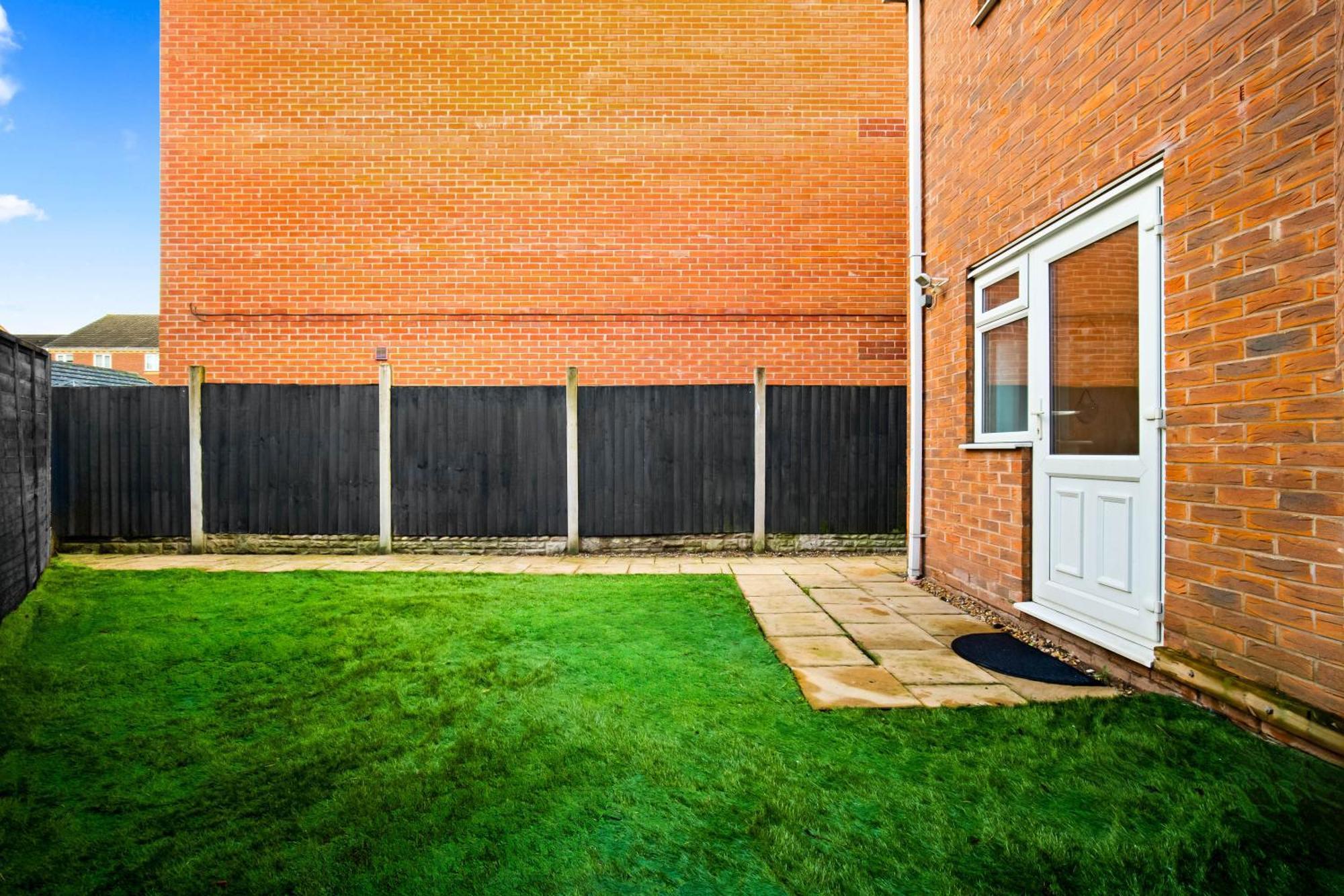Harmony House 3 Bedroom New Build For Families, Contractors, Black Country Museum Sleeps 6 Tipton Eksteriør billede